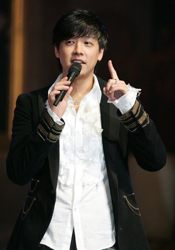 10 sao Hàn được yêu thích nhất tại Trung Quốc - 8