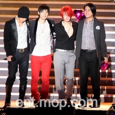 Châu Du Dân và Từ Hy Viên: Quá mệt với tin đồn! - 2