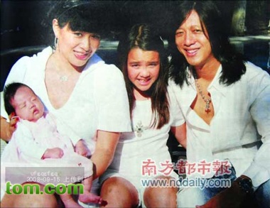 Chung Lệ Đề trở lại làm việc sau khi sinh - 1 Chung Lệ Đề trở lại làm việc sau khi sinh - 1