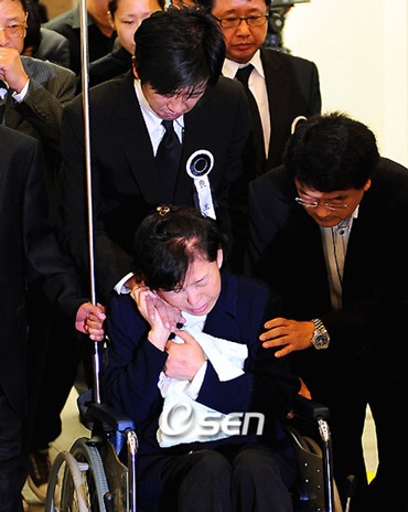 Cư dân mạng truy tìm người tung tin đồn về Choi Ji Shil - 3