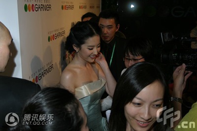 Lưu Diệc Phi làm đại diện cho mỹ phẩm Garnier - 2 Lưu Diệc Phi làm đại diện cho mỹ phẩm Garnier - 2