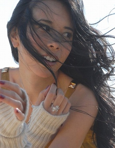 Mạc Văn Uý sản xuất nước hoa - 1