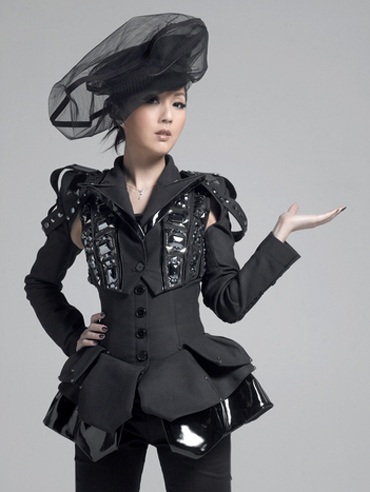 Dương Thiên Hoa “mơ” làm Bond Girl - 2