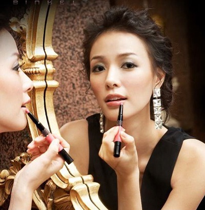 Ngay sau đám cưới, Son Tae Young xa chồng - 7