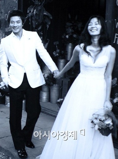 Ngay sau đám cưới, Son Tae Young xa chồng - 2