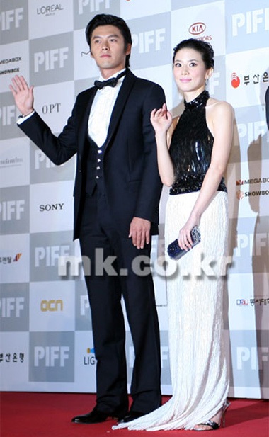 Sao khoe sắc trên thảm đỏ LHP quốc tế Pusan - 3 Sao khoe sắc trên thảm đỏ LHP quốc tế Pusan - 3