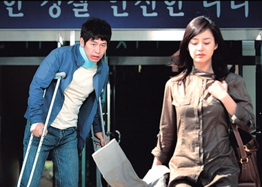 Kim Tae Hee thoát khỏi “vỏ bọc” hiền lành - 1