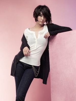 Yoon Eun Hye vững vàng ngôi vị “Nữ hoàng quảng cáo” - 2 Yoon Eun Hye vững vàng ngôi vị “Nữ hoàng quảng cáo” - 2