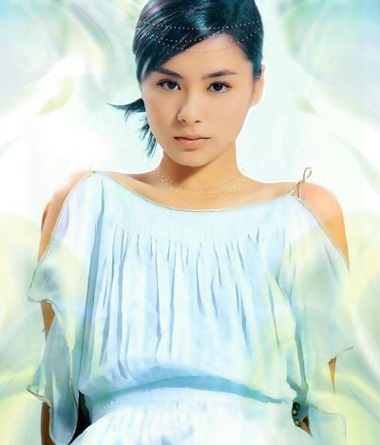 Chung Hân Đồng “hoãn” kế hoạch trở lại phim trường - 1