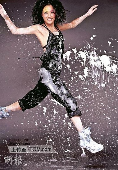 Dung Tổ Nhi từng chủ động “cưa cẩm” - 9 Dung Tổ Nhi từng chủ động “cưa cẩm” - 9