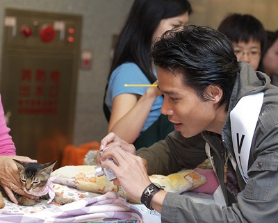 Ngô Tiến Đoàn đăng quang Mỹ nam quốc tế 2008 - 9 Ngô Tiến Đoàn đăng quang Mỹ nam quốc tế 2008 - 9