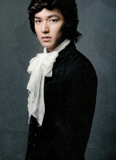 Nhóm F4 của Hàn Quốc lên báo - 3 Nhóm F4 của Hàn Quốc lên báo - 3