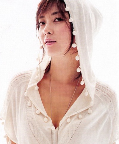 Nét nữ tính của Song Yoon Ah trong “Chị gái tôi” - 7