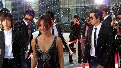 Lee Hyori đầu tư tiền triệu cho live show đầu tiên - 6 Lee Hyori đầu tư tiền triệu cho live show đầu tiên - 6