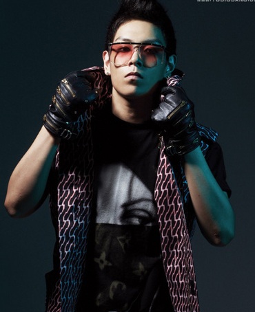 TOP của Big Bang nhập viện vì đột quỵ - 2