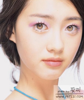 Go Ah Ra: Đôi mắt châu Á hút hồn - 9