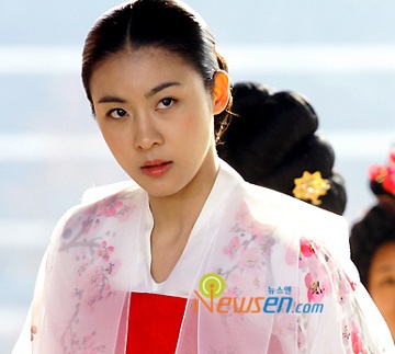 Ha Ji Won nhận giải thưởng quốc tế đầu tiên - 6 Ha Ji Won nhận giải thưởng quốc tế đầu tiên - 6