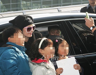 Paris Hilton với những ngày khó quên tại Hàn Quốc - 17