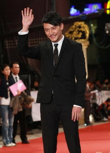 “Thống lĩnh” thắng lớn tại lễ trao giải Kim Mã - 19