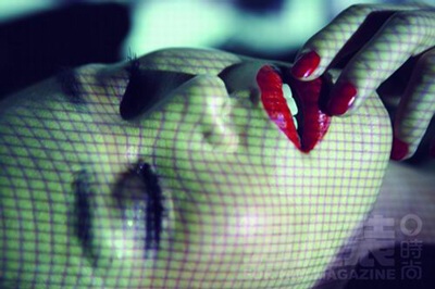 “Bà hoàng” giải thưởng Yu Nan sexy trên tạp chí đàn ông - 5 “Bà hoàng” giải thưởng Yu Nan sexy trên tạp chí đàn ông - 5