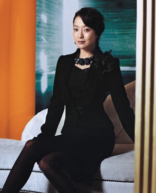 “Biểu tượng sắc đẹp số một” Hàn Quốc chọn đồ - 9