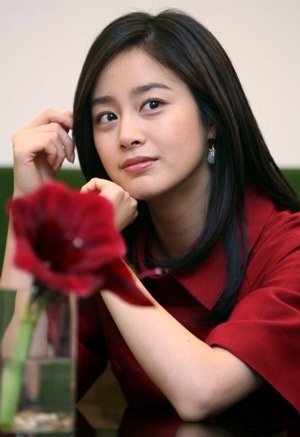 Kim Tae Hee sinh động trên poster quảng cáo - 16 Kim Tae Hee sinh động trên poster quảng cáo - 16