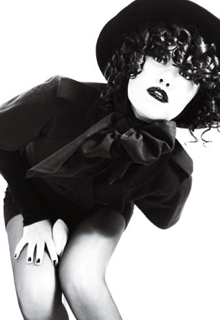 Một Hoa hậu hoàn vũ Riyo Mori khác lạ trên Elle! - 5 Một Hoa hậu hoàn vũ Riyo Mori khác lạ trên Elle! - 5