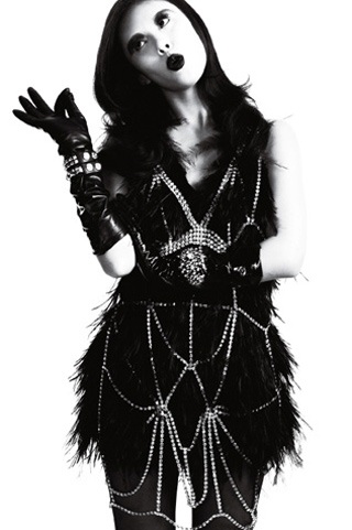 Một Hoa hậu hoàn vũ Riyo Mori khác lạ trên Elle! - 7 Một Hoa hậu hoàn vũ Riyo Mori khác lạ trên Elle! - 7