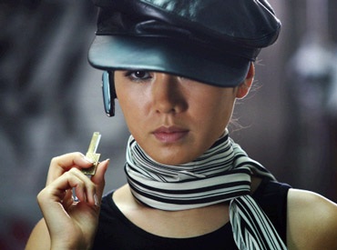 Những hình ảnh cuốn hút của nữ gangster Son Ye Jin - 8 Những hình ảnh cuốn hút của nữ gangster Son Ye Jin - 8