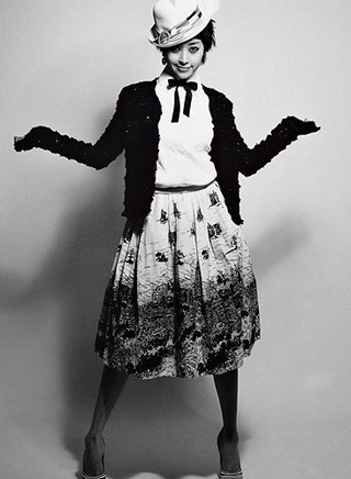 Song Yun Ah chuyển nghề vũ công? - 10 Song Yun Ah chuyển nghề vũ công? - 10