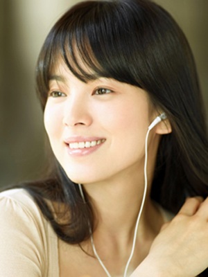 Song Hye Kyo đắt “sô” cuối năm - 3