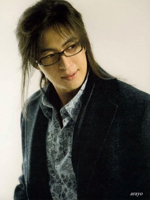 Bae Yong Joon vẫn là nghệ sĩ giàu nhất Hàn Quốc - 3