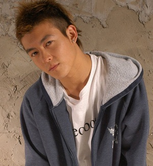 Trần Quán Hy trữ hơn 10 nghìn bức ảnh “nóng”  - 1