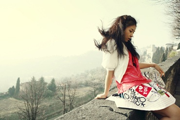 Chùm ảnh ấn tượng của Ha Ji Won tại Ý - 3