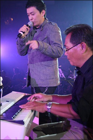 Lam Trường: “Đôi khi không có thời gian nhìn lại …” - 3 Lam Trường: “Đôi khi không có thời gian nhìn lại …” - 3