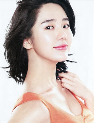 Yoon Eun Hye quyến rũ trong quảng cáo cho Amore Pacific - 3 Yoon Eun Hye quyến rũ trong quảng cáo cho Amore Pacific - 3