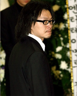 Đồng nghiệp đưa tiễn Jung Da Bin - 5 Đồng nghiệp đưa tiễn Jung Da Bin - 5