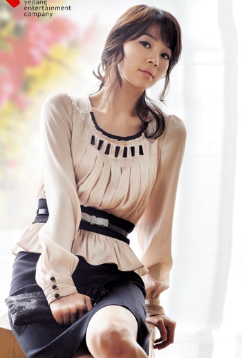 Duyên dáng và quyến rũ như Han Ji Hye - 1