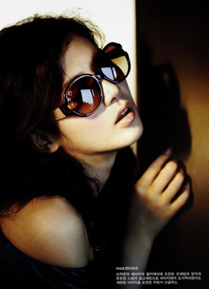 Lee Bo Young xinh đẹp đã tìm được “một nửa”? - 3