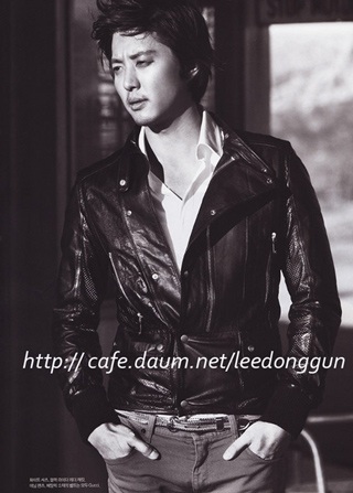 Lee Dong Gun bận rộn trước khi nhập ngũ - 2