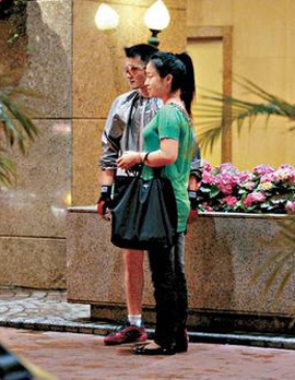 Tạ Đình Phong sút cân sau scandal của vợ - 3