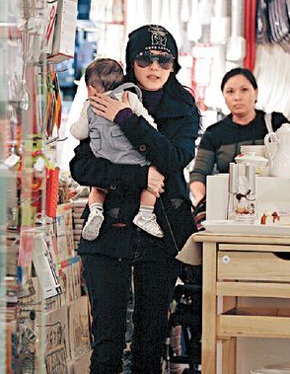 Tạ Đình Phong sút cân sau scandal của vợ - 7