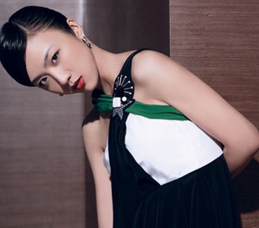 Thang Duy bị “cấm vận” tại Trung Quốc vì cảnh “nóng” - 1 Thang Duy bị “cấm vận” tại Trung Quốc vì cảnh “nóng” - 1