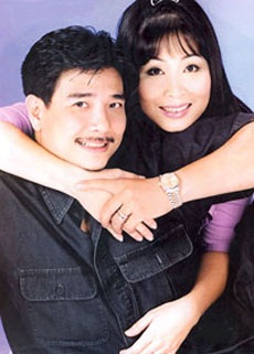 "Tám" với nghệ sĩ Hồng Vân  - 2