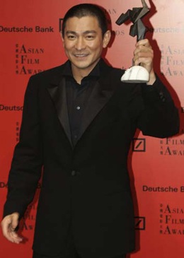 "Quái vật sông Hàn" thắng đậm - 3 "Quái vật sông Hàn" thắng đậm - 3