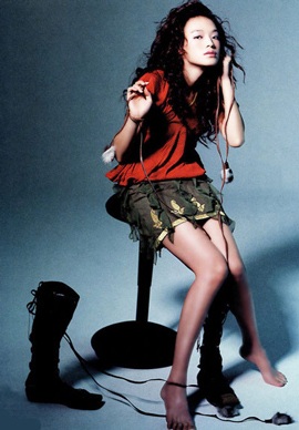 Thư Kỳ: Từ diễn viên phim cấp ba đến ngôi sao  - 2