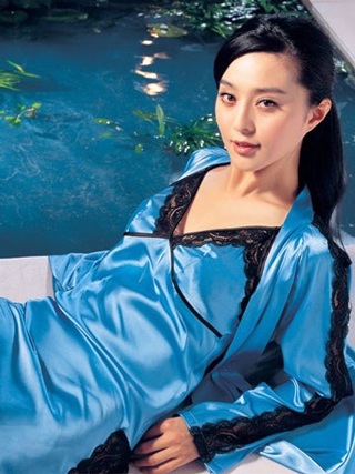 Bộ phim đầu tay của Phạm Băng Băng đã lên sóng! - 11