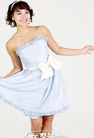 Eugene trở thành đại diện của mỹ phẩm Smashbox - 12