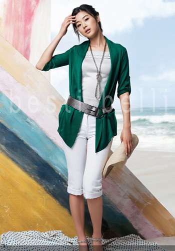 Choáng ngợp hình quảng cáo của “Cô nàng ngổ ngáo” - 14