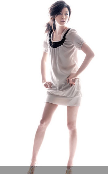 Choáng ngợp hình quảng cáo của “Cô nàng ngổ ngáo” - 22